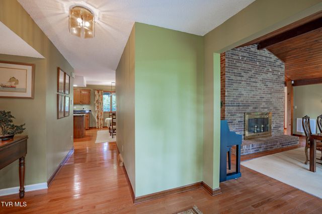 2705 Cherokee Road, Johnson City, TN 37604