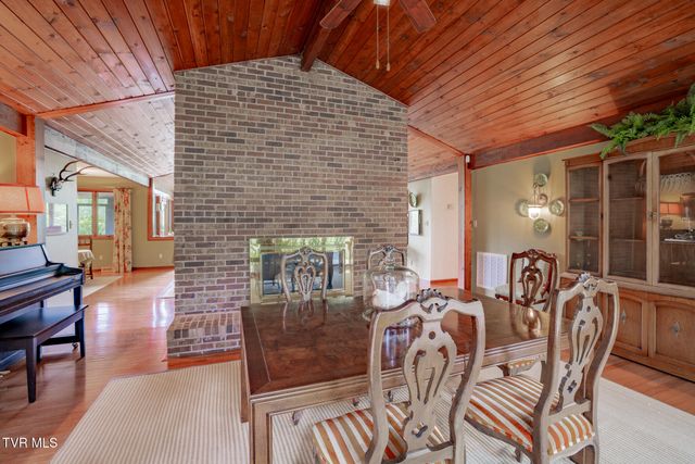 2705 Cherokee Road, Johnson City, TN 37604