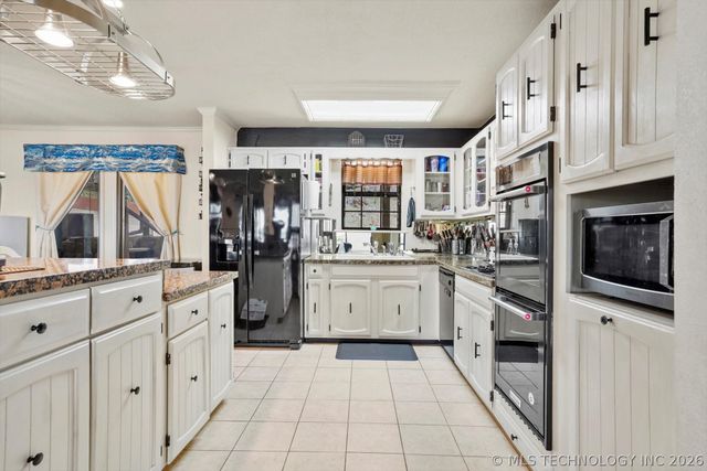 63 Boulder Lane, Sand Springs, OK 74063