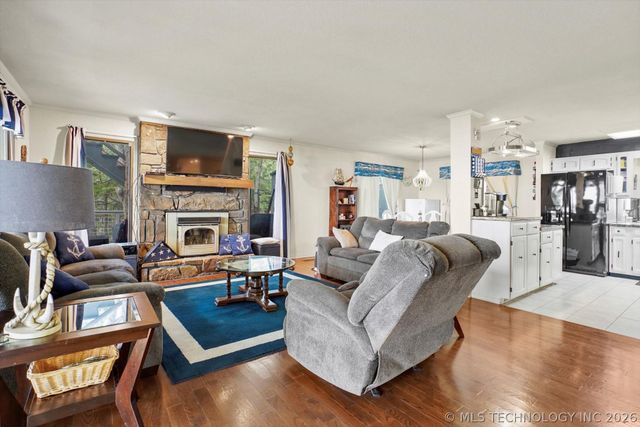 63 Boulder Lane, Sand Springs, OK 74063