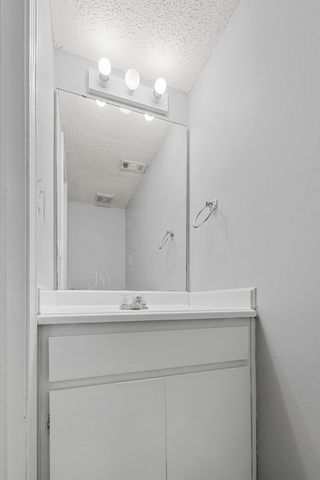 205 Marquette Street B, Niceville, FL 32578