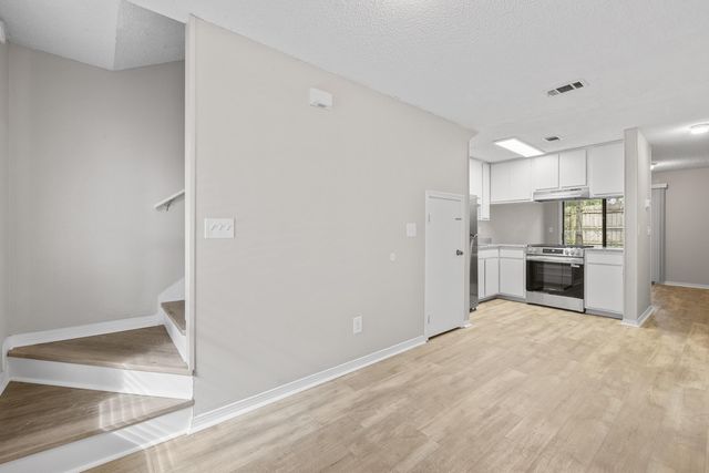 205 Marquette Street B, Niceville, FL 32578