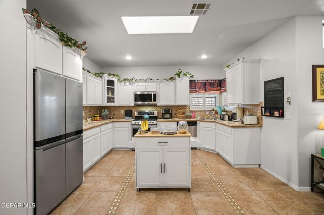 14756 Canyon Breeze Lane Lane, Horizon City, TX 79928