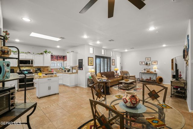 14756 Canyon Breeze Lane Lane, Horizon City, TX 79928