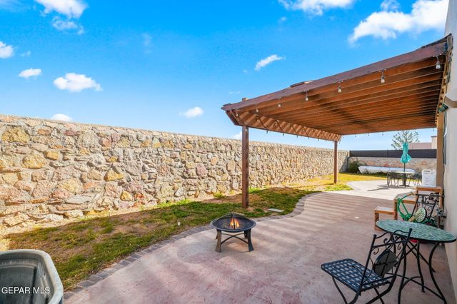 14756 Canyon Breeze Lane Lane, Horizon City, TX 79928