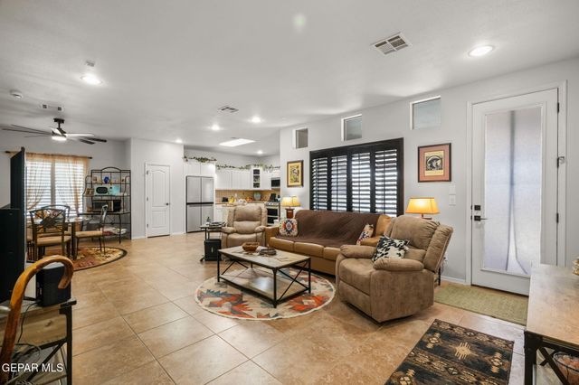 14756 Canyon Breeze Lane Lane, Horizon City, TX 79928