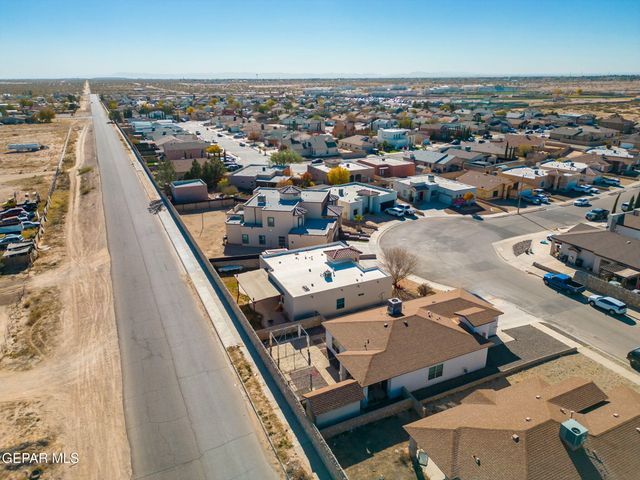 14756 Canyon Breeze Lane Lane, Horizon City, TX 79928