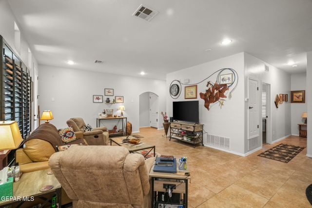 14756 Canyon Breeze Lane Lane, Horizon City, TX 79928