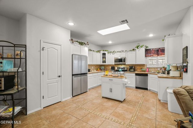 14756 Canyon Breeze Lane Lane, Horizon City, TX 79928