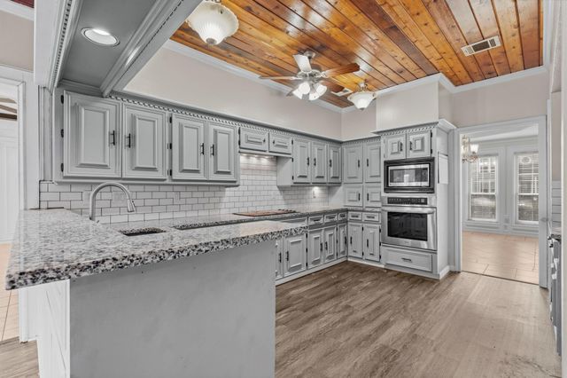 18326 Lake Oaks Drive, Spring, TX 77388