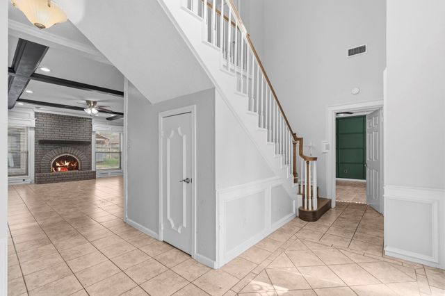 18326 Lake Oaks Drive, Spring, TX 77388