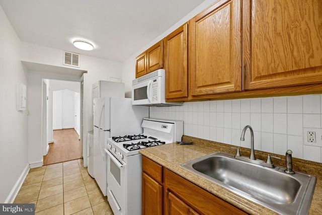 1904 3RD ST NE, Washington, DC 20002