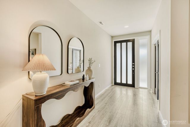 24818 237th Lane SE, Maple Valley, WA 98038