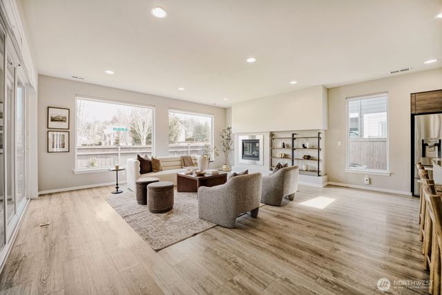 24818 237th Lane SE, Maple Valley, WA 98038