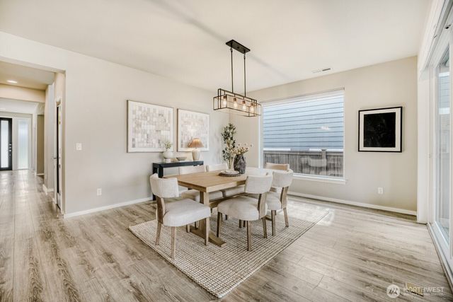 24818 237th Lane SE, Maple Valley, WA 98038