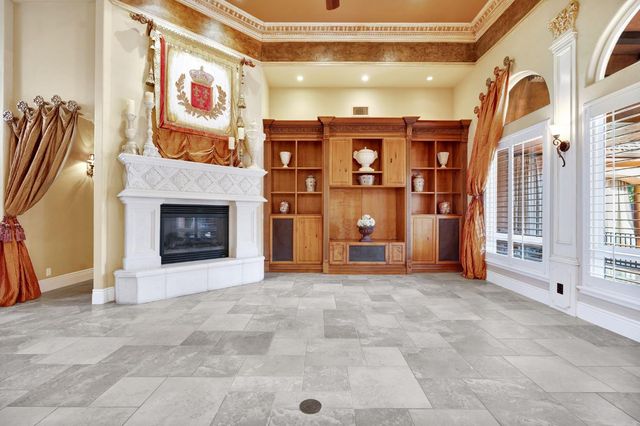 3103 E Via Monte Verdi Avenue, Clovis, CA 93619
