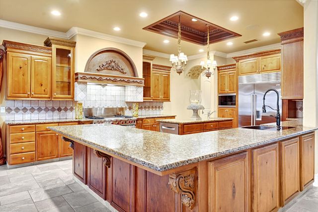 3103 E Via Monte Verdi Avenue, Clovis, CA 93619