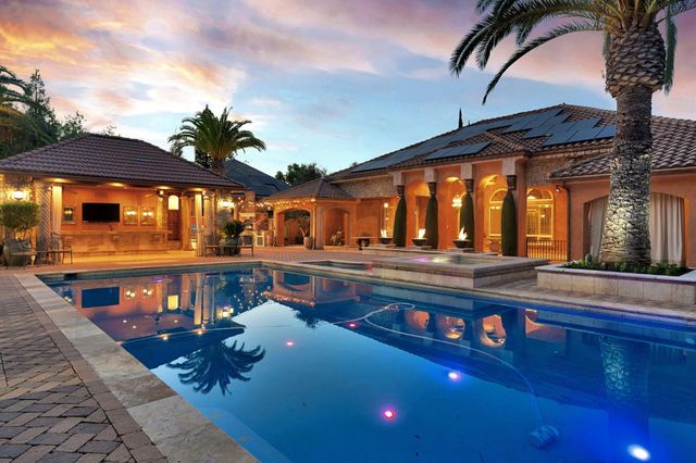 3103 E Via Monte Verdi Avenue, Clovis, CA 93619