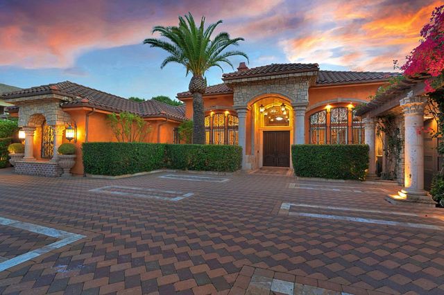 3103 E Via Monte Verdi Avenue, Clovis, CA 93619