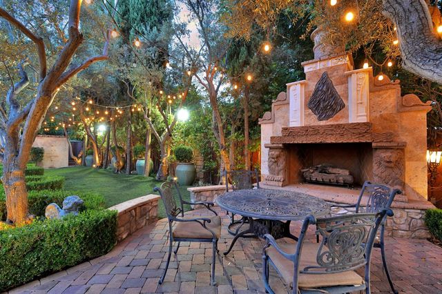 3103 E Via Monte Verdi Avenue, Clovis, CA 93619