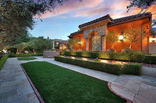 3103 E Via Monte Verdi Avenue, Clovis, CA 93619