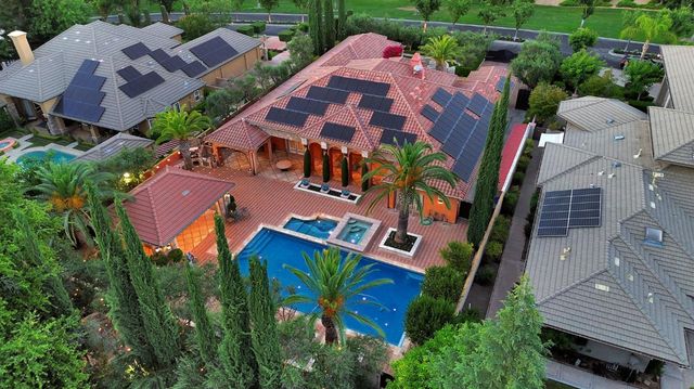 3103 E Via Monte Verdi Avenue, Clovis, CA 93619