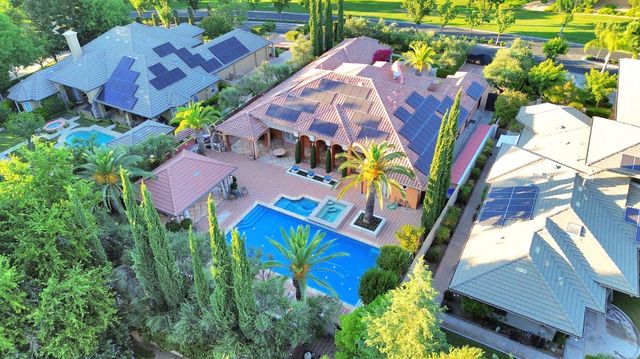 3103 E Via Monte Verdi Avenue, Clovis, CA 93619