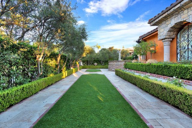 3103 E Via Monte Verdi Avenue, Clovis, CA 93619