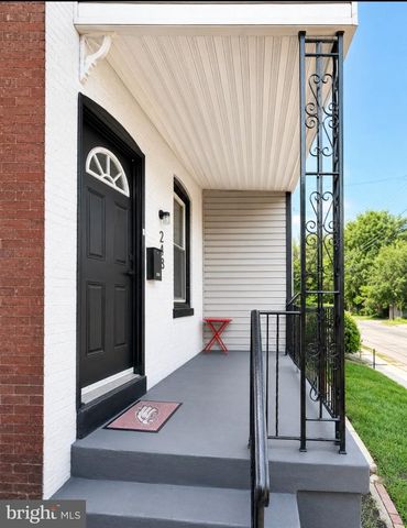 246 MILL ST, Darby, PA 19023