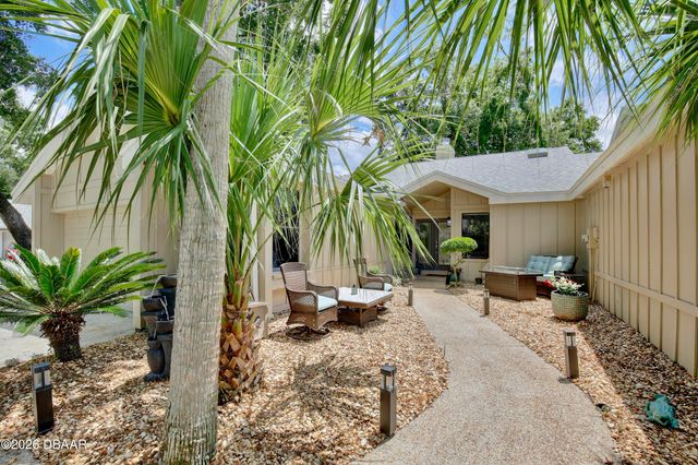 101 Silver Fern Court, Port Orange, FL 32128