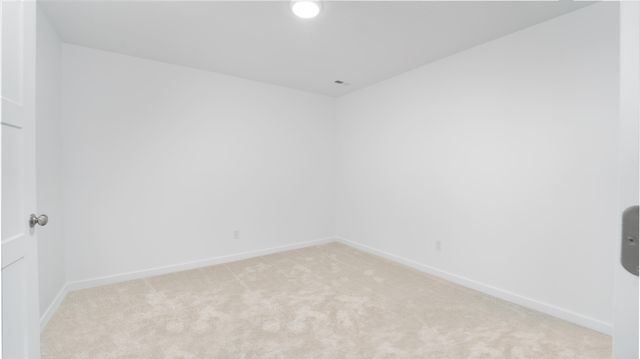 1739 N Knollwood Avenue, Brookline, MO 65619