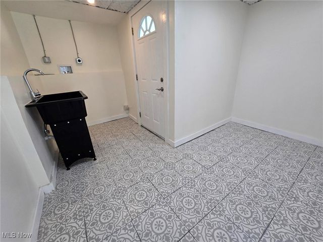 10306 Winthrop Road, Streetsboro, OH 44241