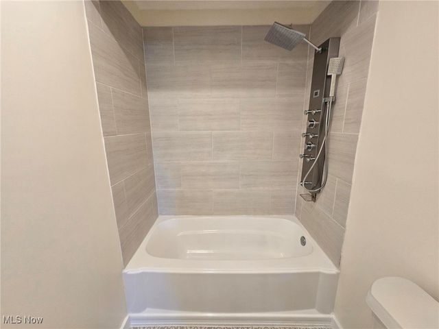 10306 Winthrop Road, Streetsboro, OH 44241