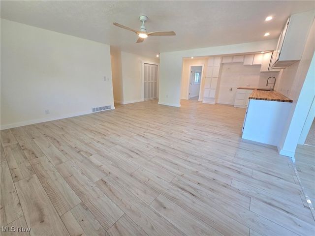 10306 Winthrop Road, Streetsboro, OH 44241