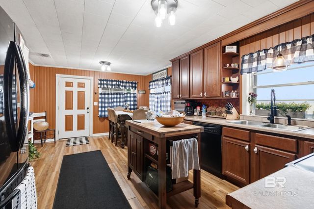 23455 Redtown Road, Atmore, AL 36502