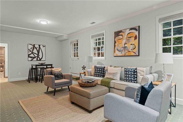 2796 Payton Oaks Drive, Atlanta, GA 30345