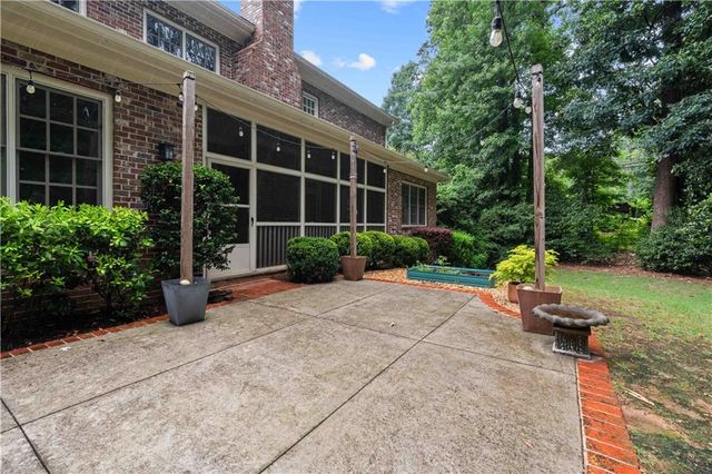 2796 Payton Oaks Drive, Atlanta, GA 30345