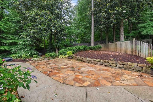 2796 Payton Oaks Drive, Atlanta, GA 30345