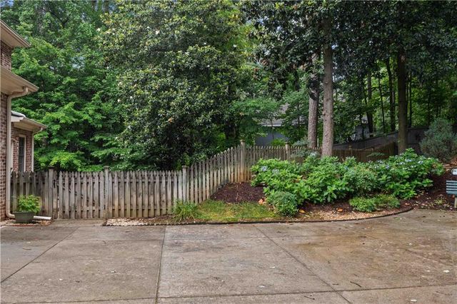 2796 Payton Oaks Drive, Atlanta, GA 30345