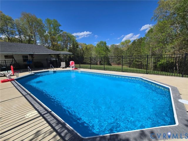 4130 Peppertown Rd, Mechanicsville, VA 23111