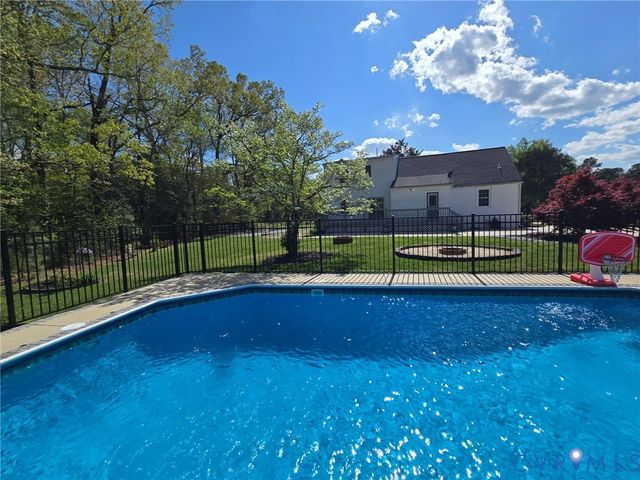 4130 Peppertown Rd, Mechanicsville, VA 23111
