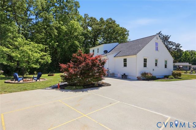 4130 Peppertown Rd, Mechanicsville, VA 23111