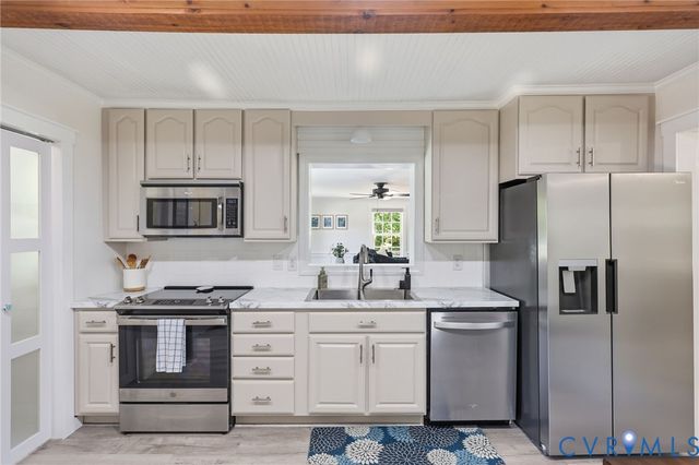 4130 Peppertown Rd, Mechanicsville, VA 23111