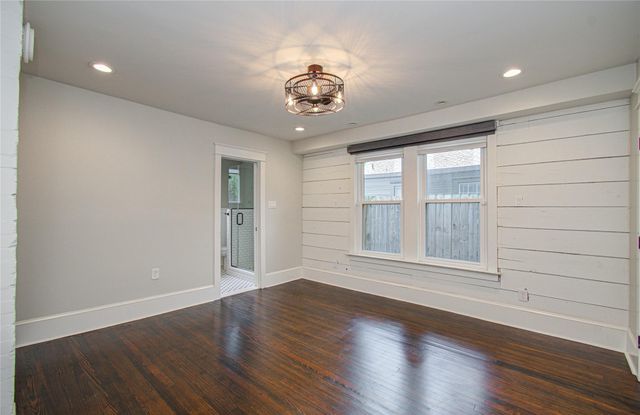 718 W 17th Street, Houston, TX 77008