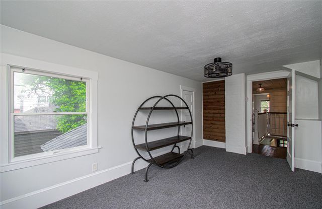 718 W 17th Street, Houston, TX 77008