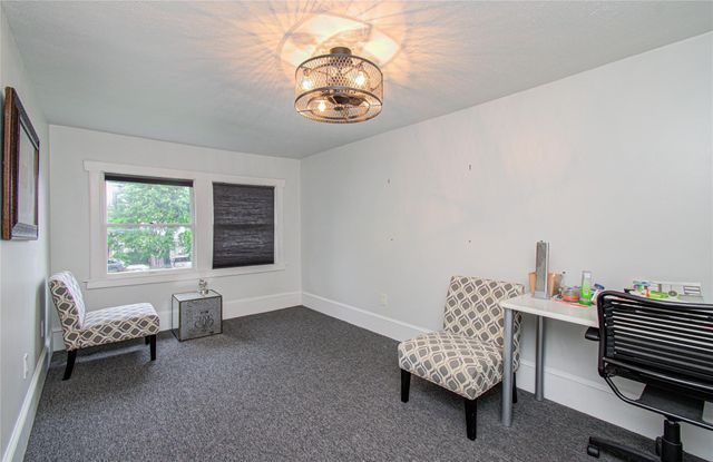 718 W 17th Street, Houston, TX 77008