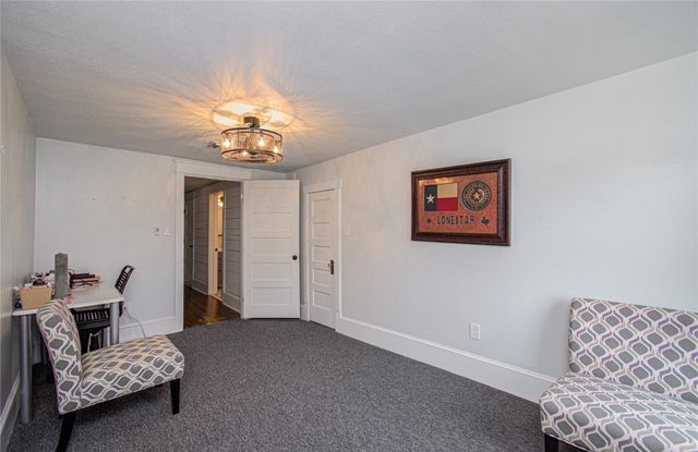 718 W 17th Street, Houston, TX 77008