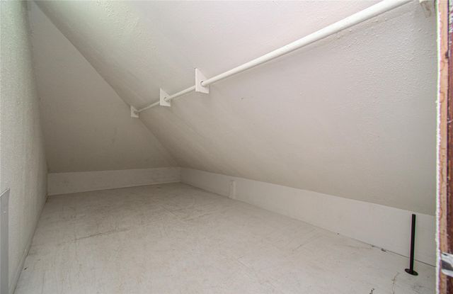 718 W 17th Street, Houston, TX 77008