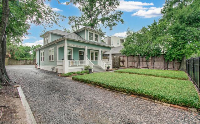 718 W 17th Street, Houston, TX 77008