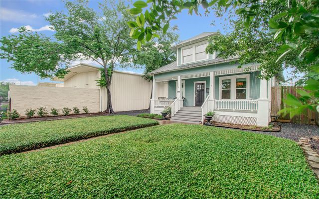 718 W 17th Street, Houston, TX 77008